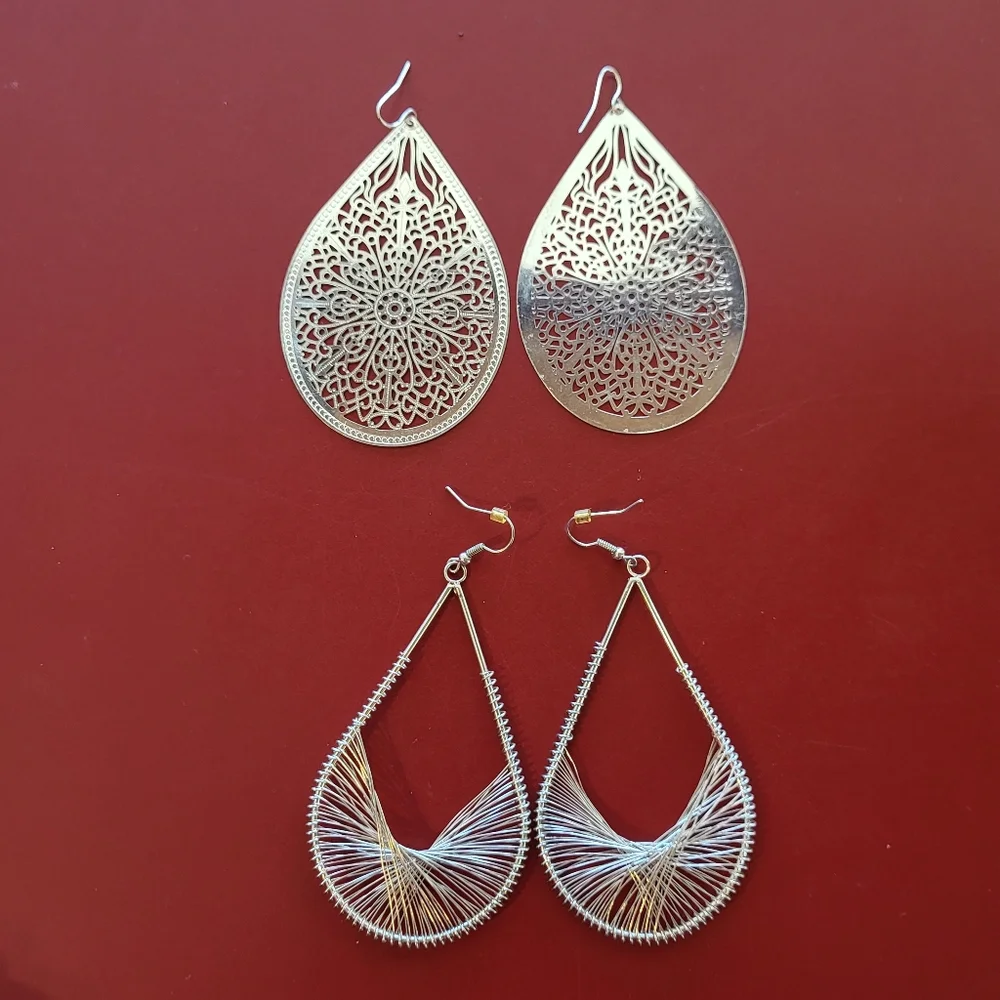 Lot Of 2 Silver Toned Drop Dangle Earrings Round Teardrop Costume Jewelry